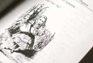 Psychedelic Themes and Symbolism in Alice’s Adventures in Wonderland and Alice Through the Looking-Glass A Psychological Exploration